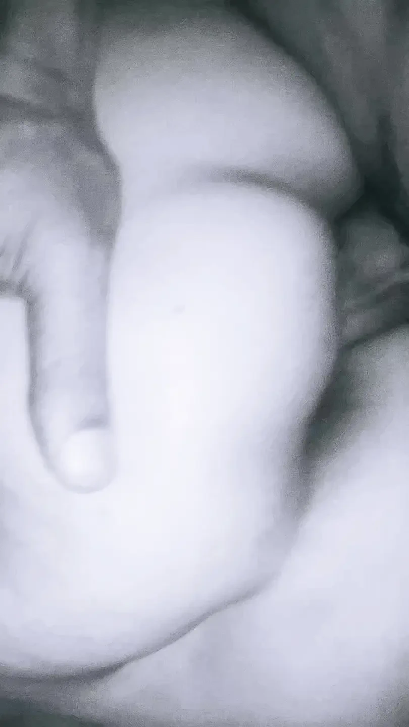 Hot moaning wife likes to be impaled.