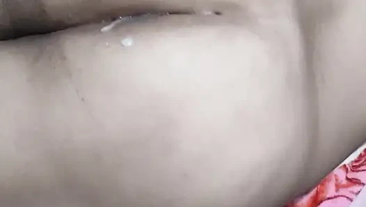 Video rekaman seks brutal gadis india 18 tahun lagi asik ngentot sama pria antar ras - close up