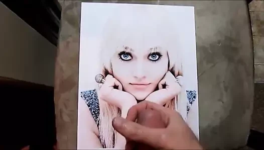 Dakota fanning boşalmak haraç 09