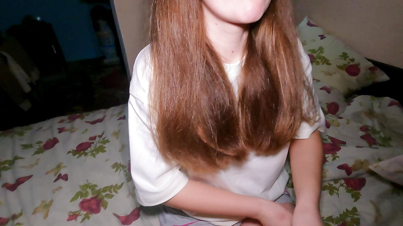 Stiefzus, ik hou van klaarkomen op je kleine tieten!