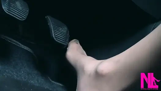 Memompa dan mengemudi pedal