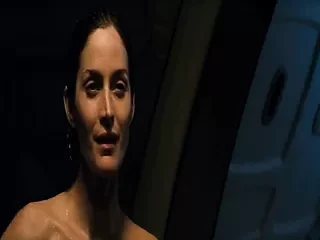 Carrie Anne Moss - 红色星球