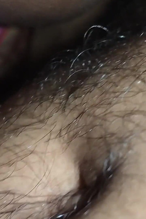 Hitul fundului lui Desi Bhabhi în hindi