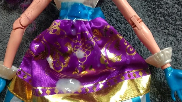 Madeline Maddie Hatter doll cum tribute