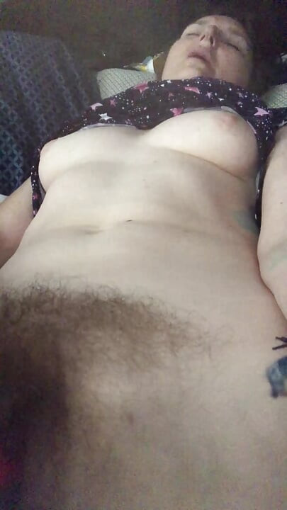 Fuck. Fuck! Fuck!!! Orgasme intens banget!