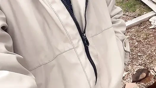 go outside then pissing pussy show up