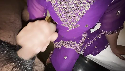 Muslim behen ne ammi jaan ke ghar aane se phele sex kiya mms