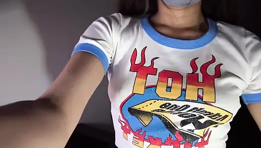 Pinay kamera kızı süper azgın oluyor - ıslak dağınık mastürbasyon ve büyük canlı orgazm