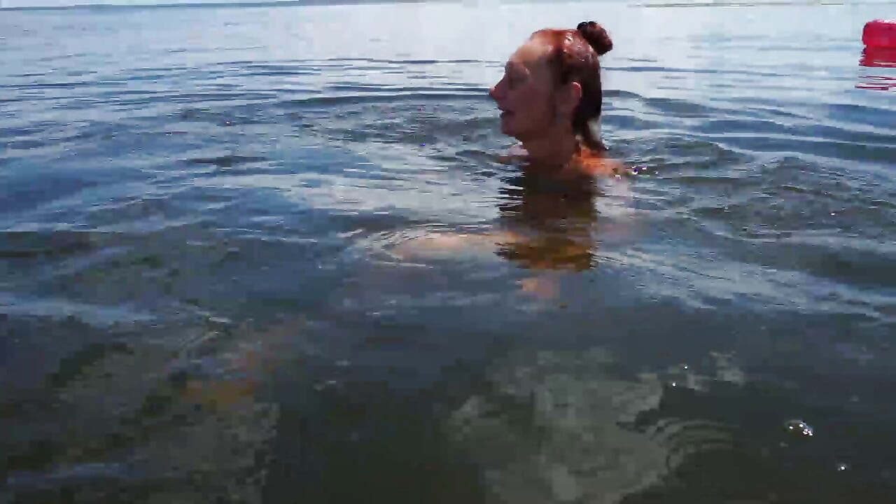 In wolga schwimmen