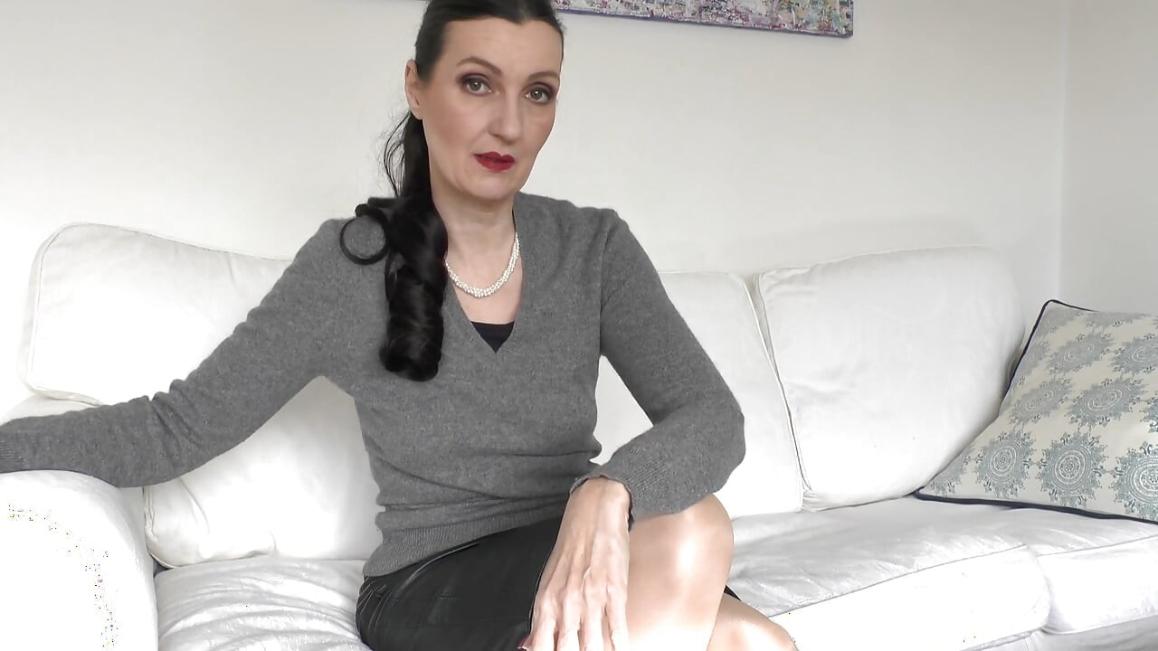 13 Days Before Your Wedding: Taboo Encounter - Cum on My Sweater, Lady Victoria Valente