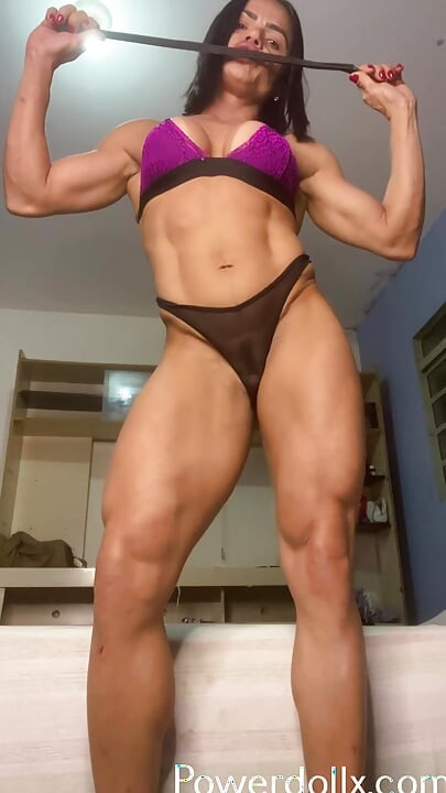Diese latino-mami ist ein bisschen ein bisschen einschüchtern
