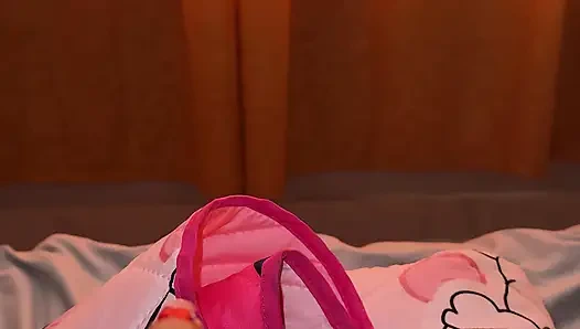 Memekku bebrang banget, aku pengen banget diisap sama pacarku