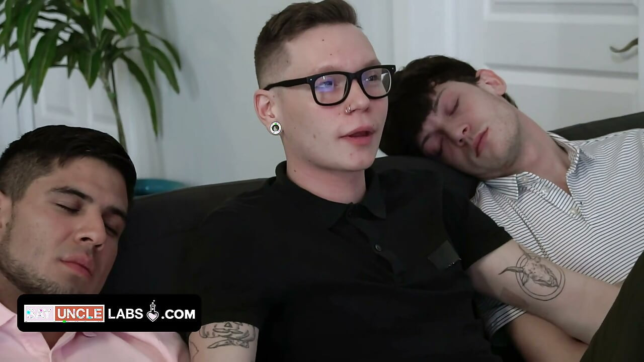 Adorable young twinks love anal sex