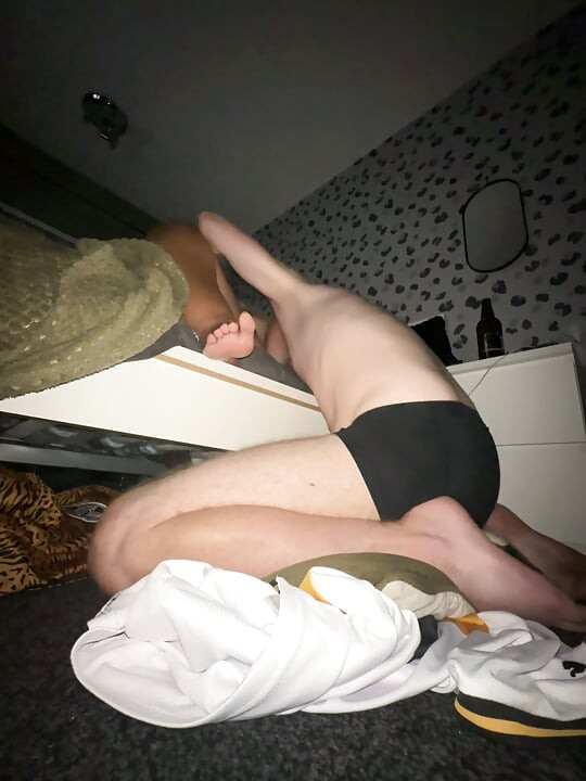 Horny Dom Wife Puts Slave Hubby on His Knees so He Can Worship Her Pussy