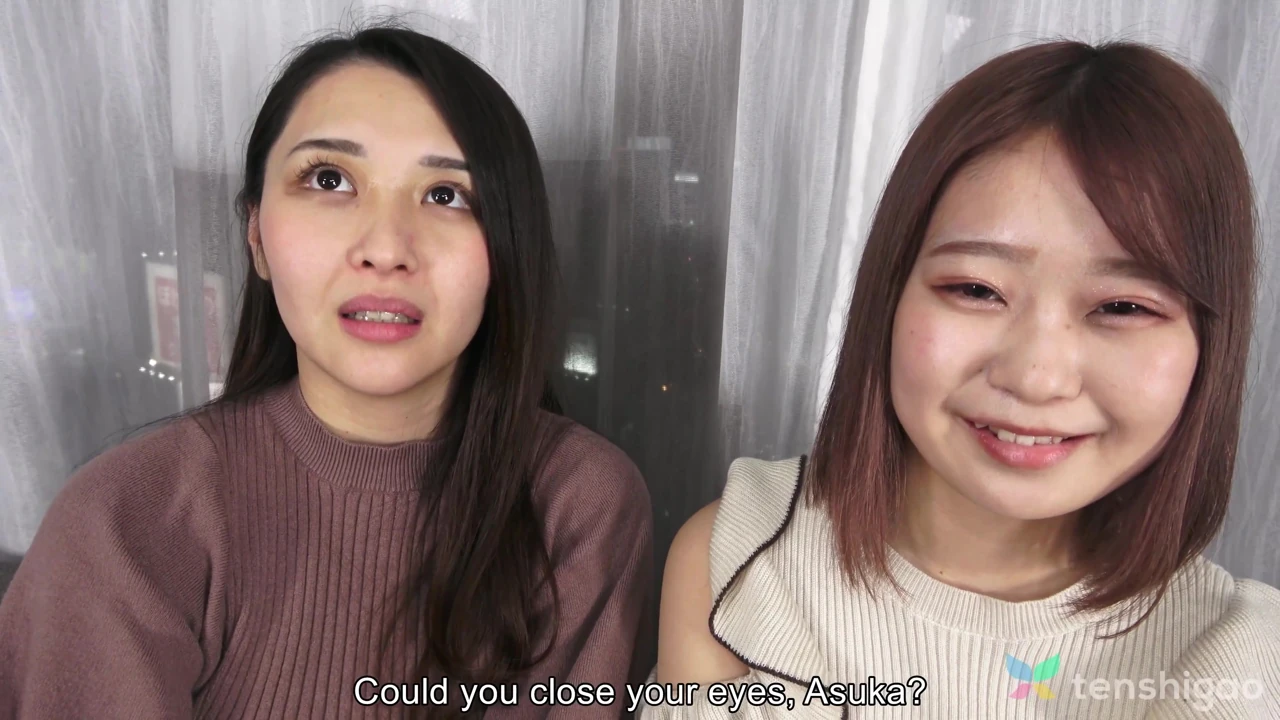 Horny Lounge Girls, Mio Yoshikawa and Asuka Suzumura in a Lesbian Show