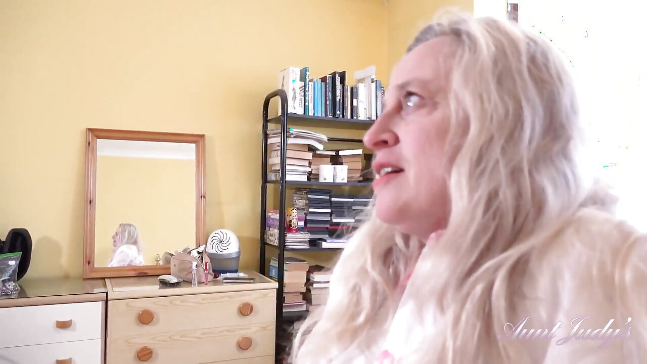 Tantejudys - Date Night Met Geile Rijpe MILF Andrea Ann