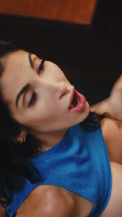 Freeze Clea Gaultier Big Tits Creampie