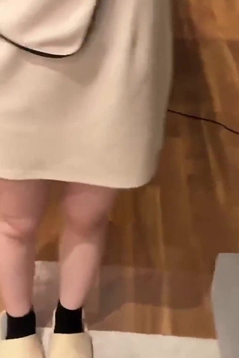 Naive Girl Gets Talked Into It and Reveals a Surprisingly Bold Side in a Private Moment
