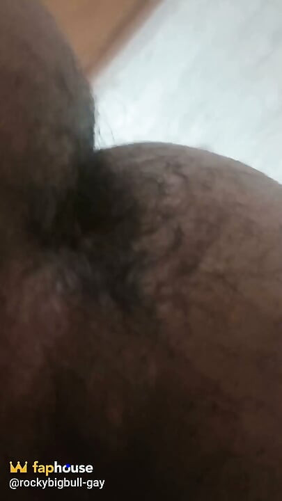 Desi grote bull solo - dikke pik en zwaar sperma