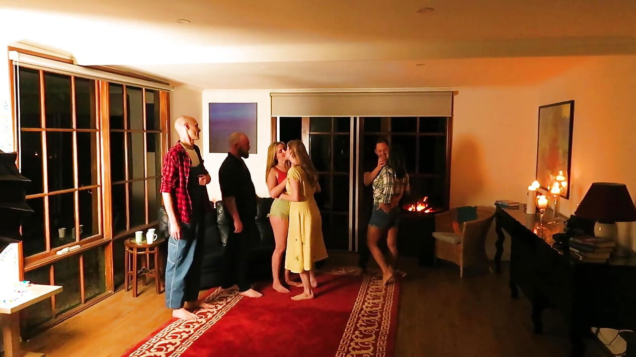 Bag kulisserne på Homeward Bound med Charlie Forde, Laney Day, Finley Kay, Leo Embers, Caleb Arcane, Mishel Karen