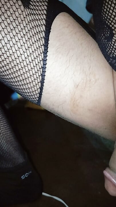 Please fuck me my ass hole