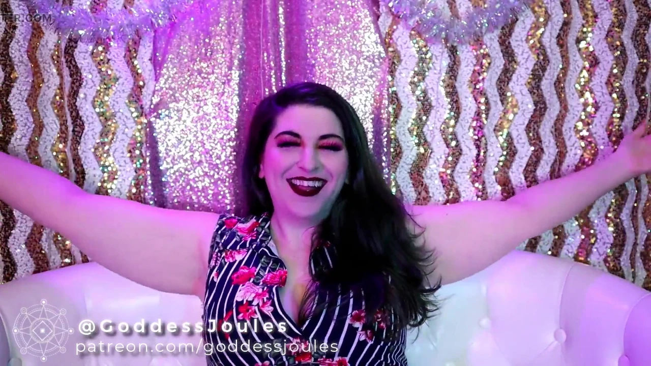 Övgüler asmr kişisel ilgi