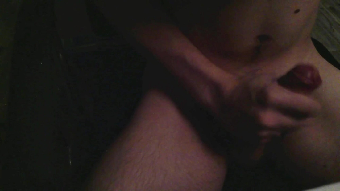19 year old jerks off for fun
