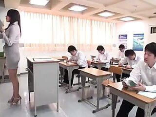 Japanische Lehrerin ohne Titel