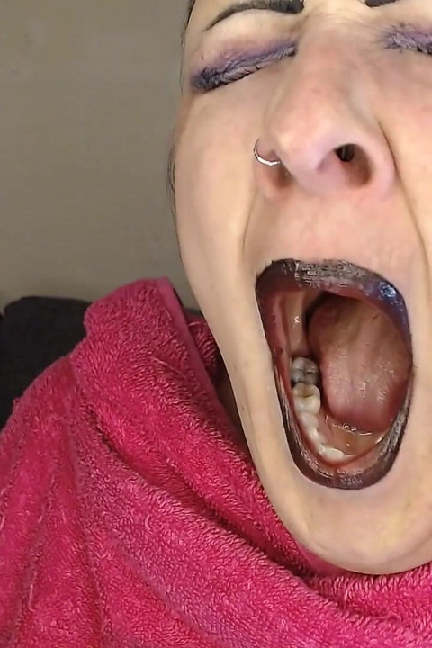 Big Wide Open Yawning