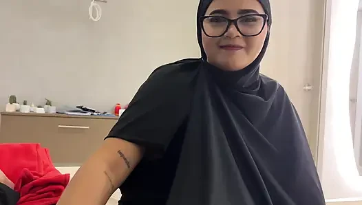 Religious Muslim Stepsister Puts Her Beliefs Aside To Try A Cock