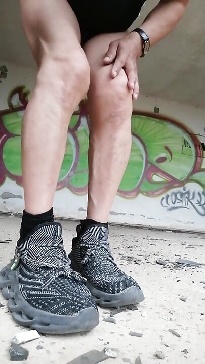 Гаряча стара леді