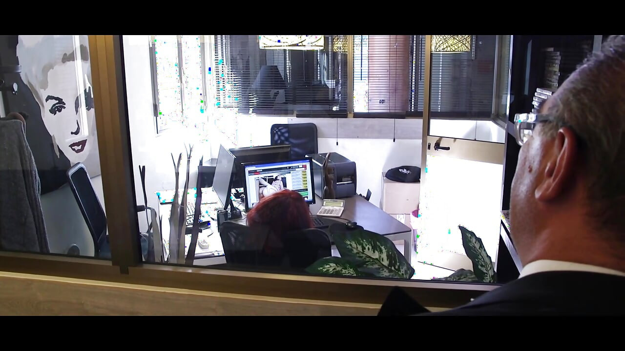 Squirting bureau - jeunes et vieux