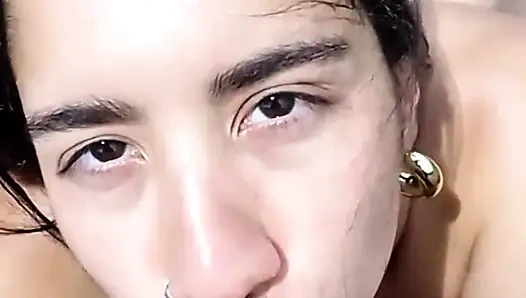 Gerçek bakış açısı oral seks - azgın latin yabancıyı emiyor