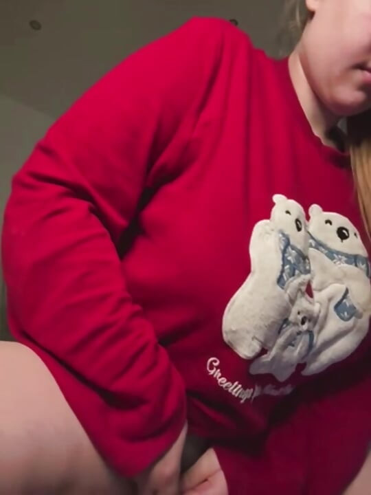 Huge boobies playing with jucielussie