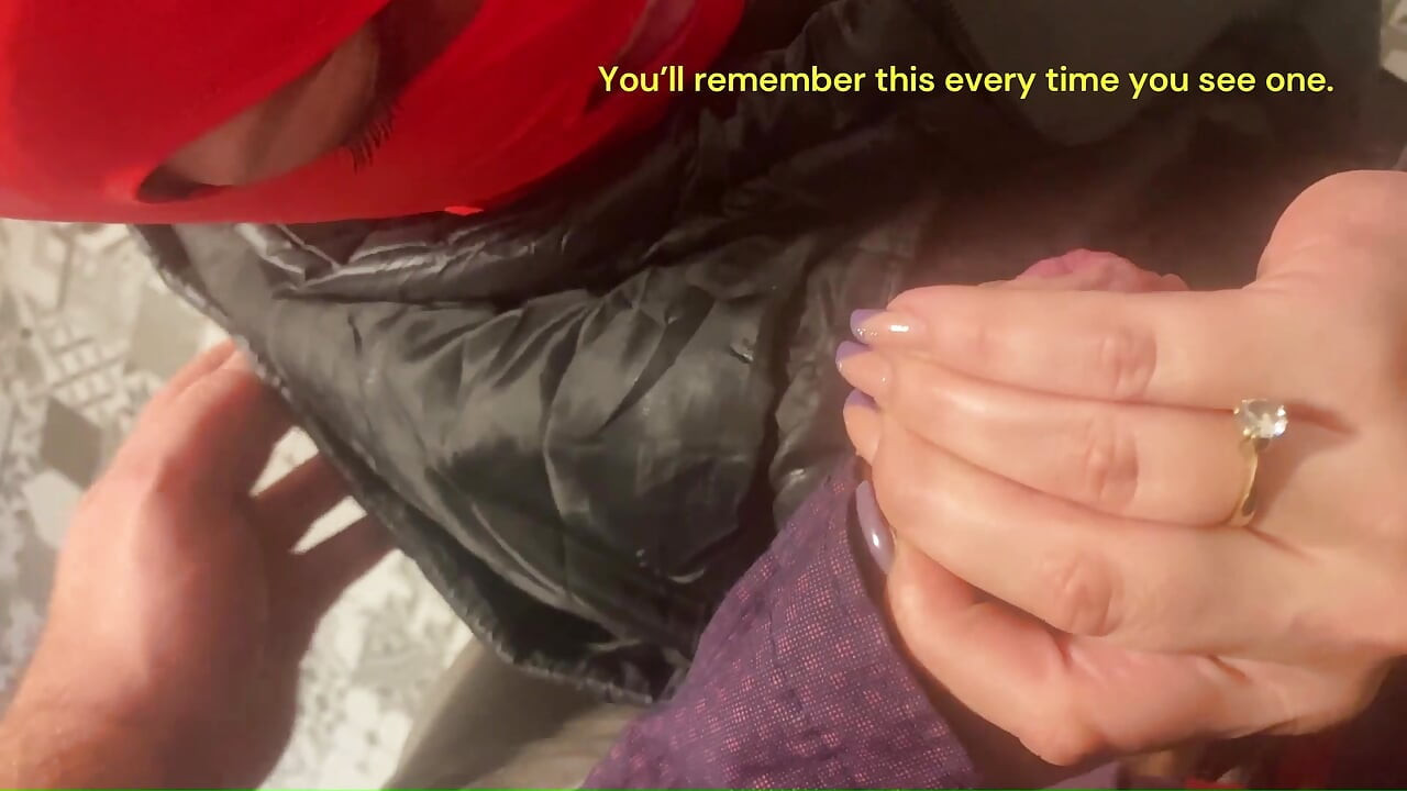 Downjacket आजमाएं और लंड चुसाई छेड़ना - कोट बुत, हस्तमैथुन और गन्दा वीर्य खत्म