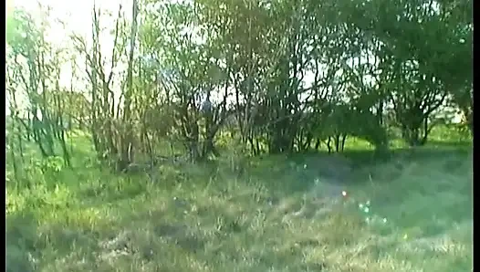 Девушки с дилдо долбят киски друг другу