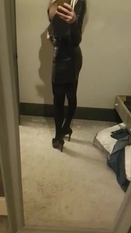 Yasmin Foxx cock flash