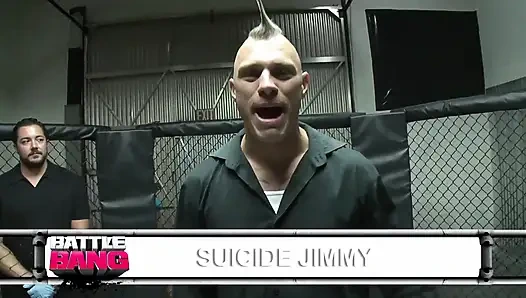 Приз за большую задницу для победительницы, и она любит сосать очень глубоко