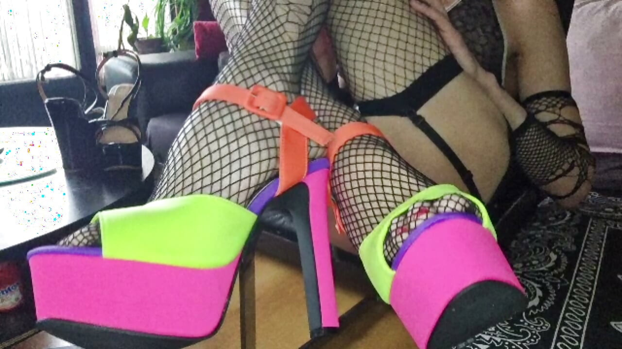 PoliceTrav👮🏻 ♀️HeeLs FLaShi CRs [Cum 25:17] VaneSsaBiTCHx PariSChienneTrvprod⁹¹
