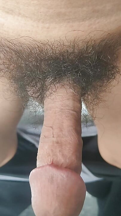 Muscular cock crot cum