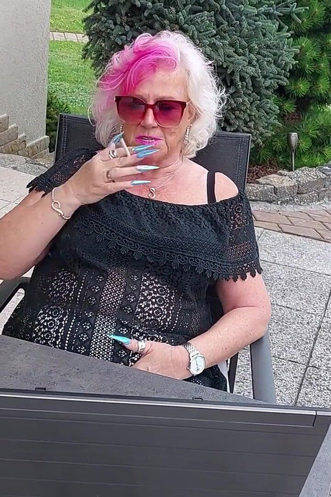 Horny Mature Secretary