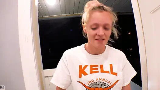 Petite Ginger Luna Parish And Sassy Blonde Coed Rimjob Passionate Play!