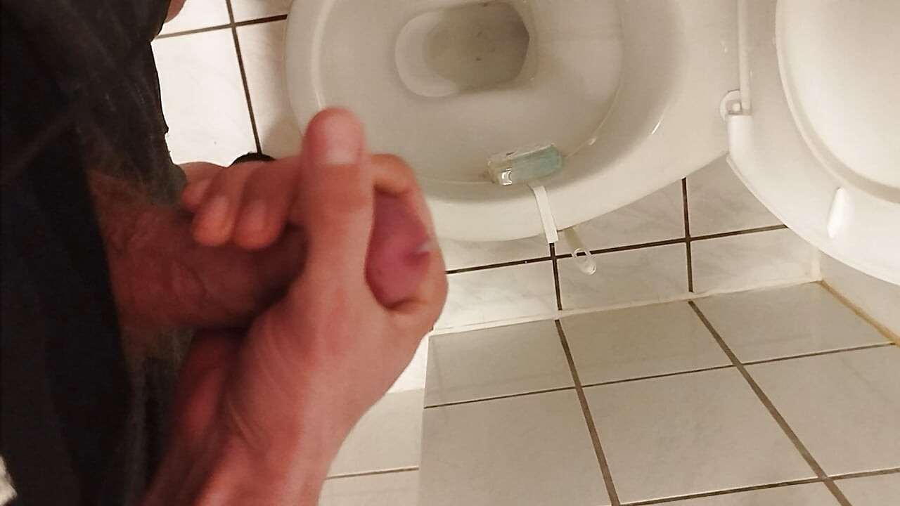 Cumming hard ❤️‍🔥