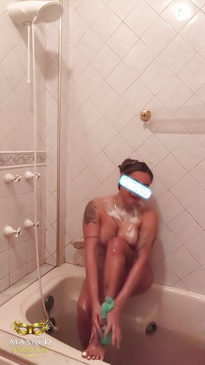 Badet var härligt, och jag njöt verkligen av det. Föreställ dig vad som kom nästa ...