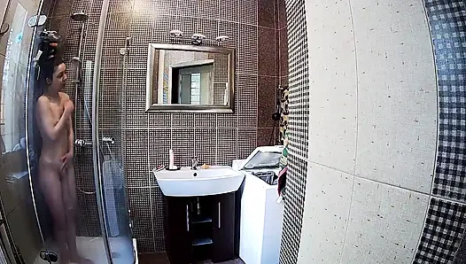 Stella si gadis mungil lagi mandi