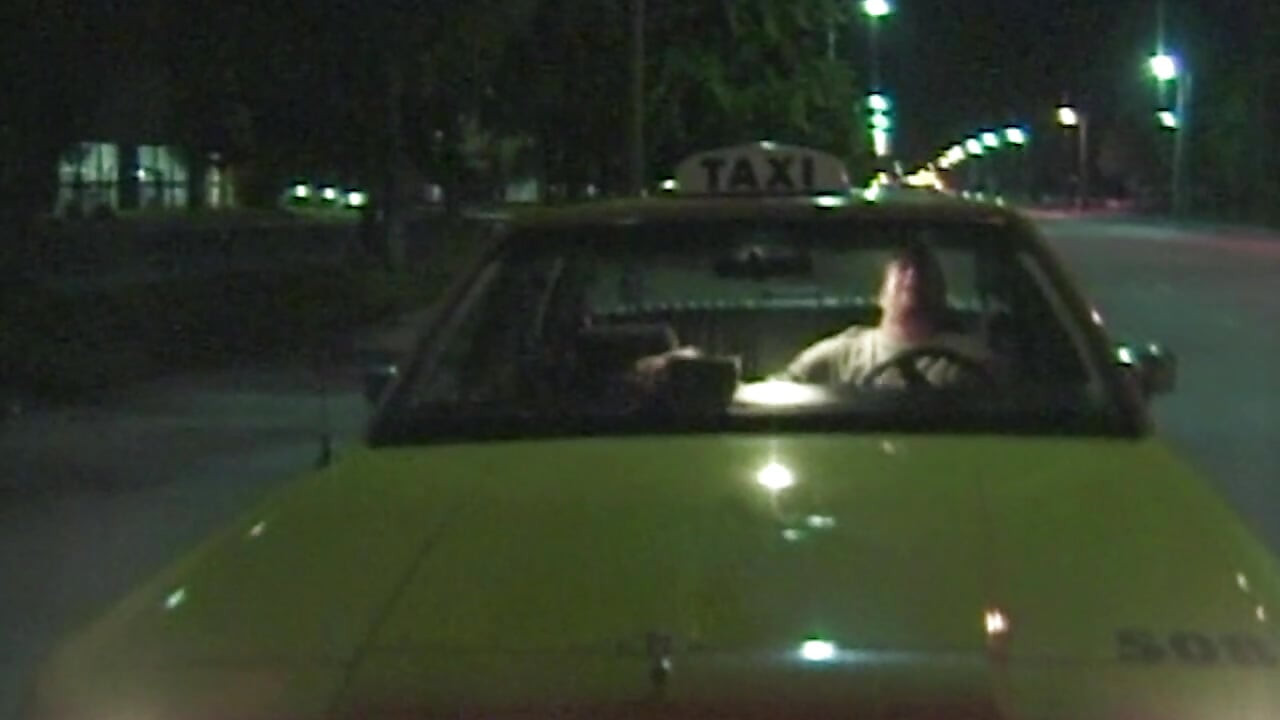 Wilde Taxifahrt mit geiler Blondine