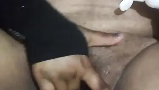 Meine Desi muschi leckt meine heiße muschi hwo wie meine desi schwarze muschi mag und Kommentiere mich, sag mir, wie meine muschi gefällt