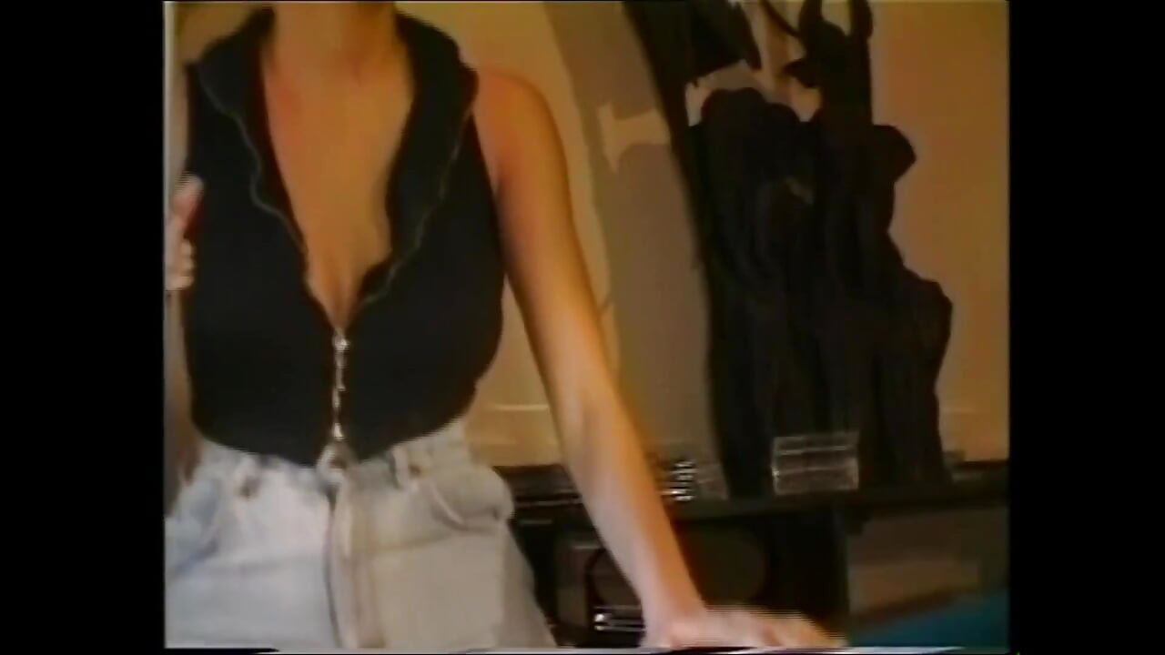 Sensuel En Jouant Au Billard