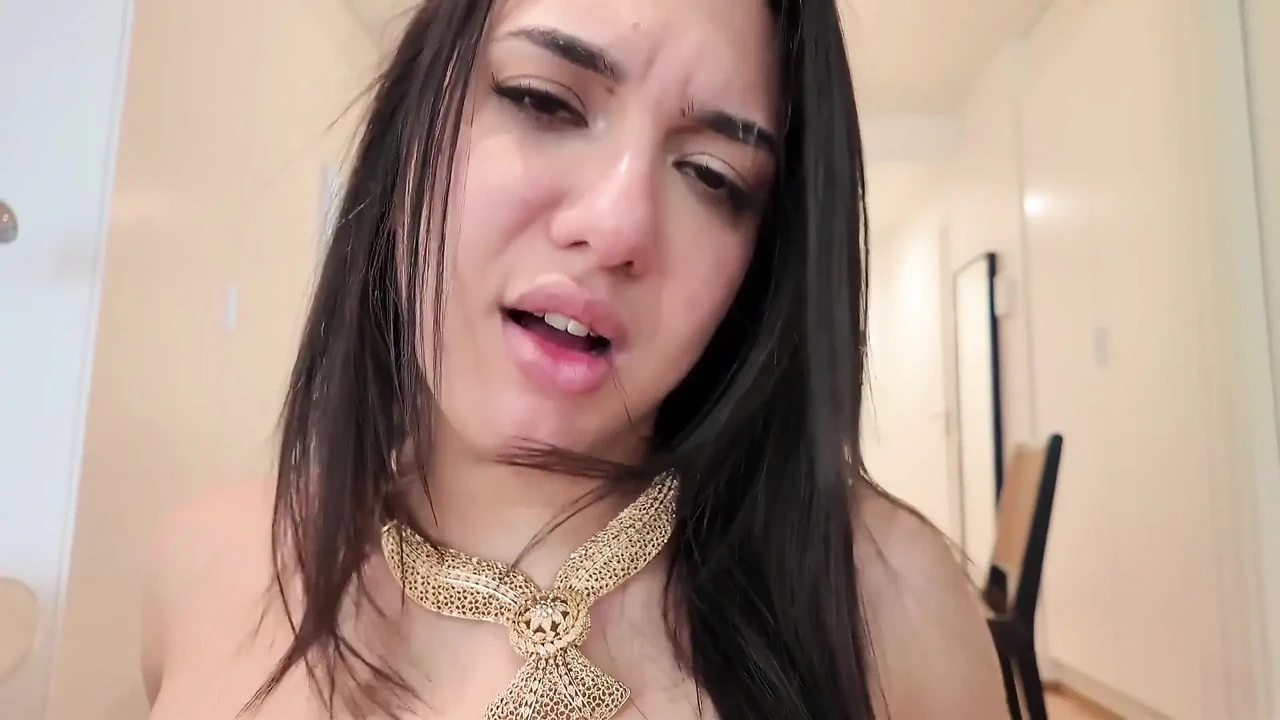 Teen Girlfriend Fucked by BBC in Front of Boyfriend