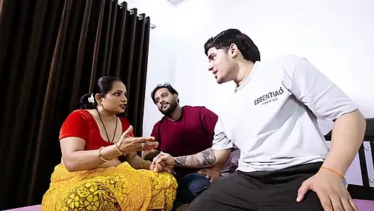 Seorang pemilik rumah menyetubuhi buatannya, seks hardcore buatan rumah asli